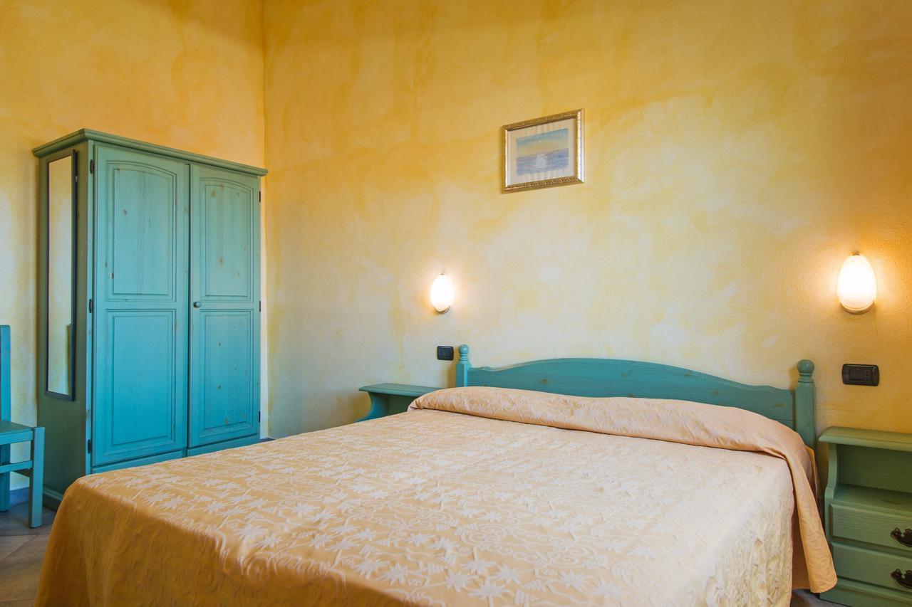 Residenza Gli Ontani Hotel Orosei Ngoại thất bức ảnh