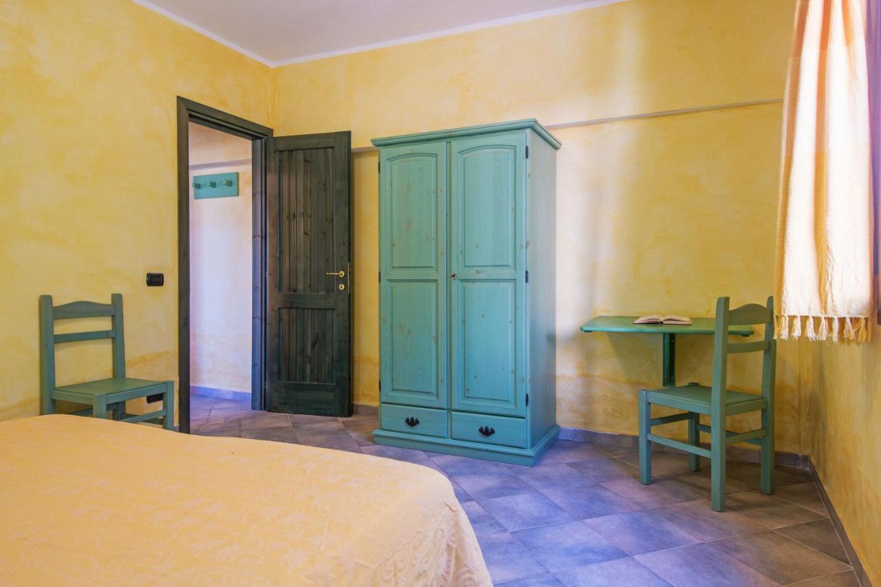 Residenza Gli Ontani Hotel Orosei Ngoại thất bức ảnh