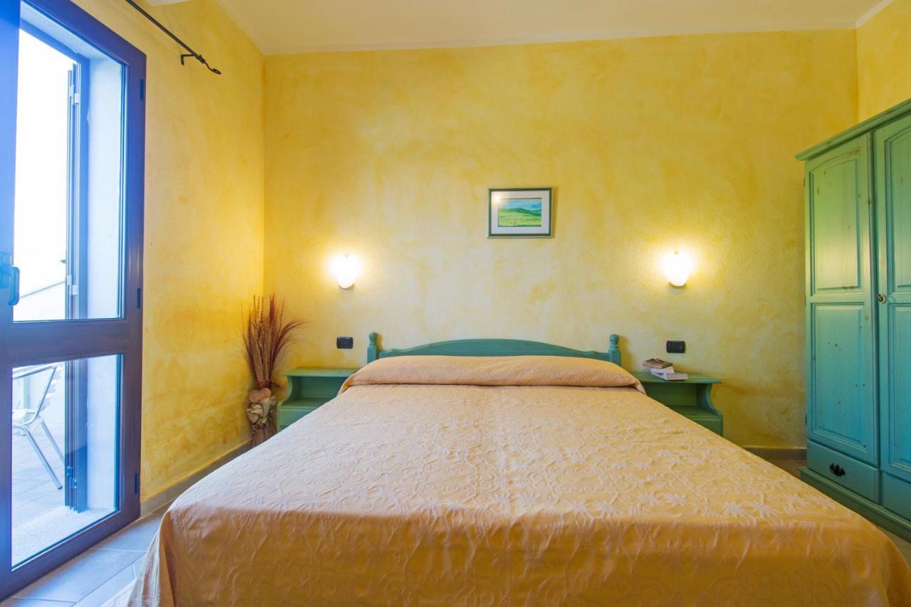 Residenza Gli Ontani Hotel Orosei Ngoại thất bức ảnh