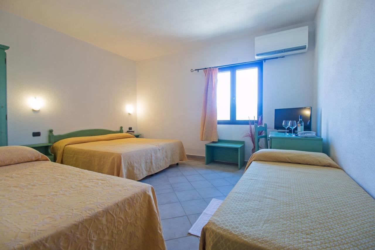 Residenza Gli Ontani Hotel Orosei Ngoại thất bức ảnh
